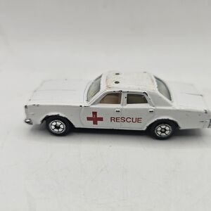 Yat Ming Dorge Dodge Monaco rescue white